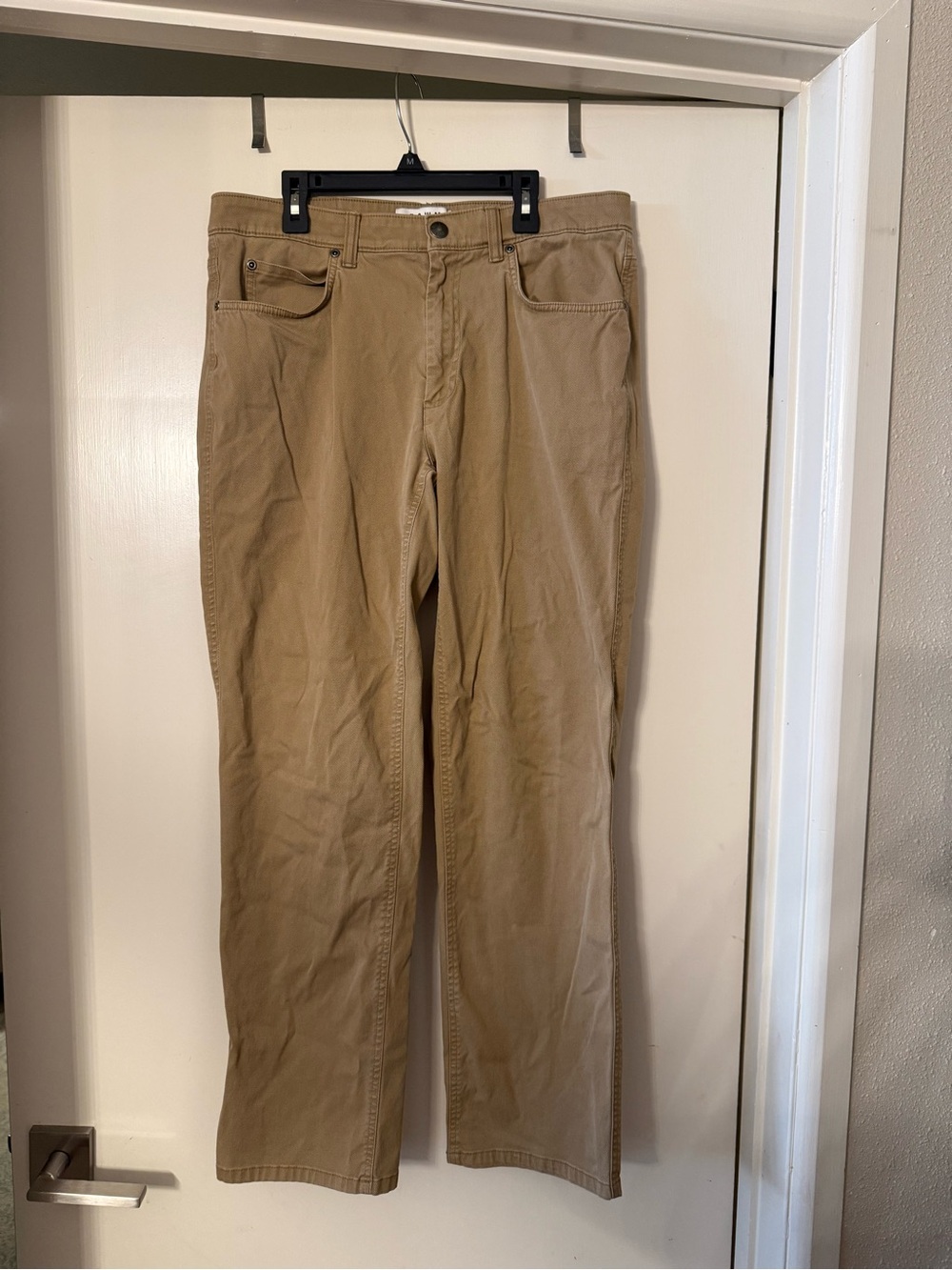 Men's Classic Tan Chino Pants